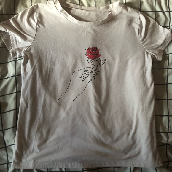 Basic casual White Flower tee - Picture 2 of 2